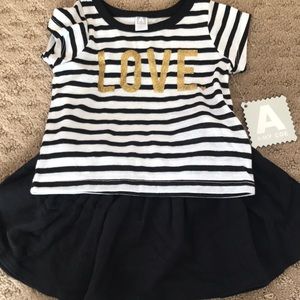 Amy Coe adorable shirt and skort